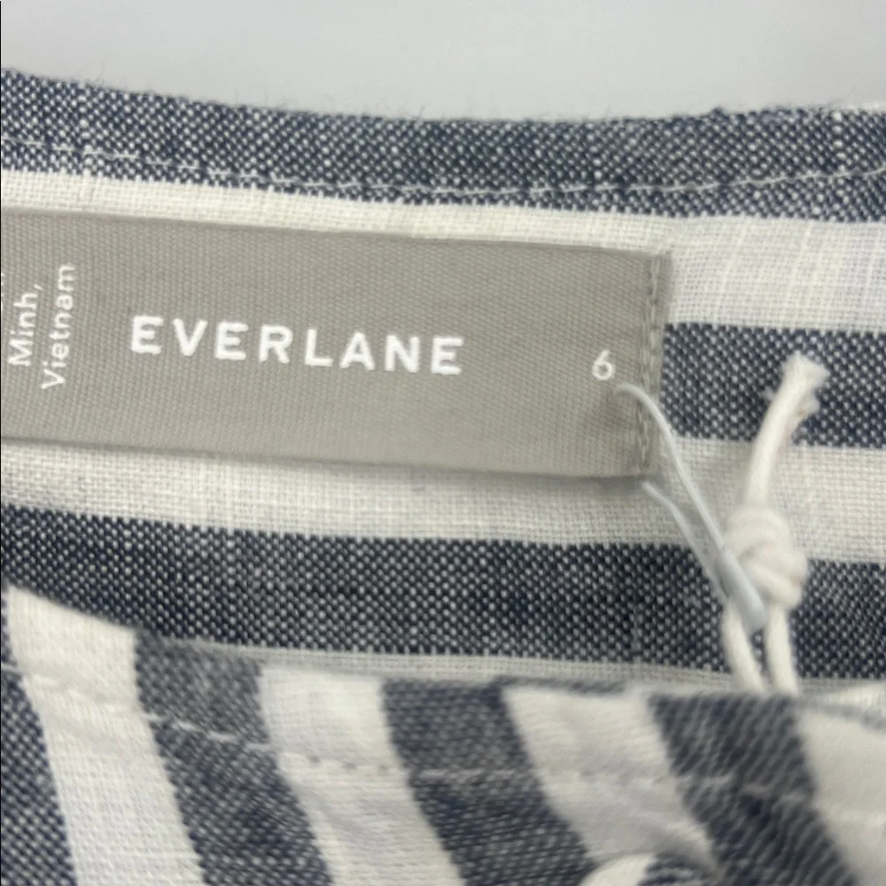 Everlane Navy and White Striped Shirt - Picture 2 of 10